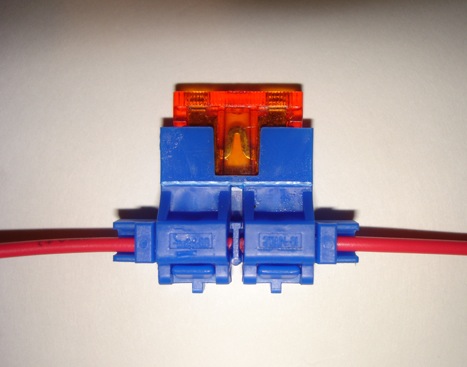 3M Self Tapping In-Line Fuse In Line Fuse. 3M Self Tapping In-Line Fuse