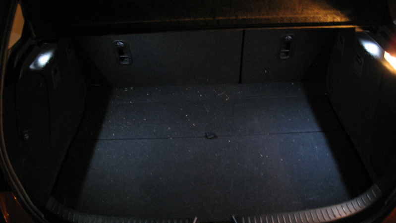 4-chip superflux x2 installed in cargo area