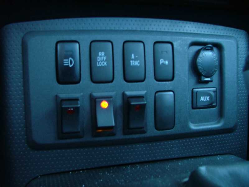 ARB style rocker switches - Toyota FJ Cruiser Forum wiring diagram 3 gang light switch 