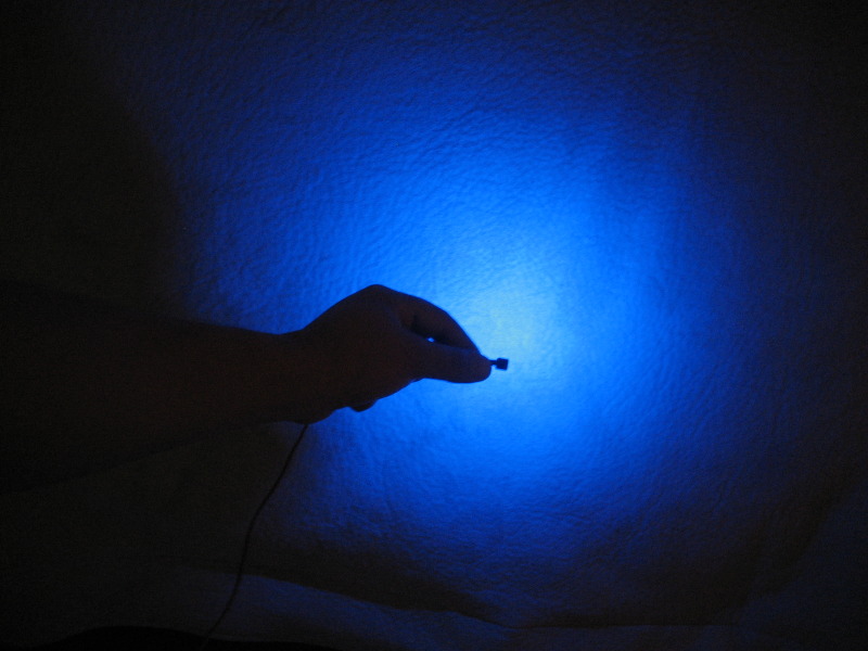 This is the blue. Bright and well... it pretty much speaks for itself&#2013266053 what I like about it is you can conceal it so well and it can be easily placed out of sight. And it is sooooo freakin bright for how small it is.