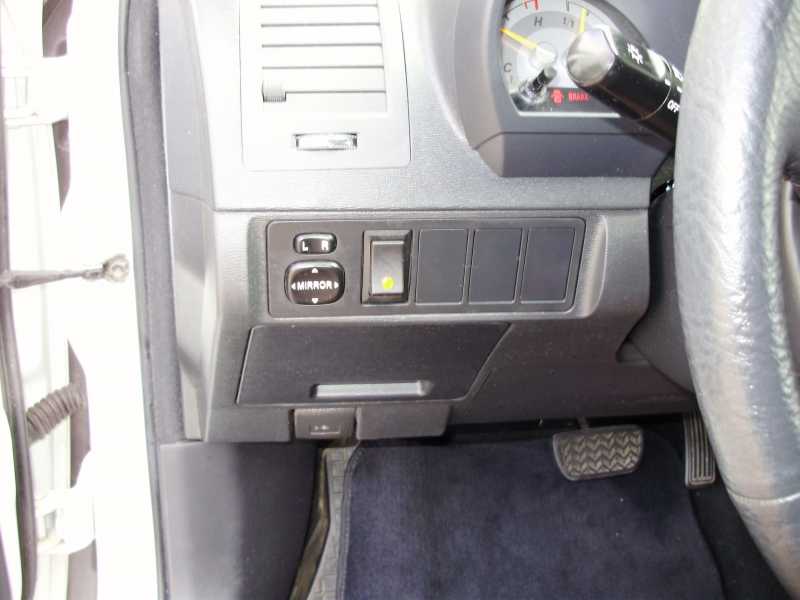 one amber LED rocker in the tC ports and will be getting a second soon