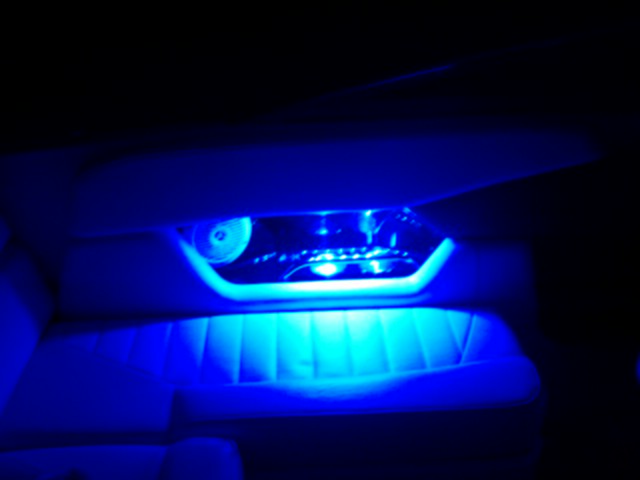 Regal 2200  port aft cup holders- 1 superflux per cupholder and 1- 9 inch tri-chip led tube