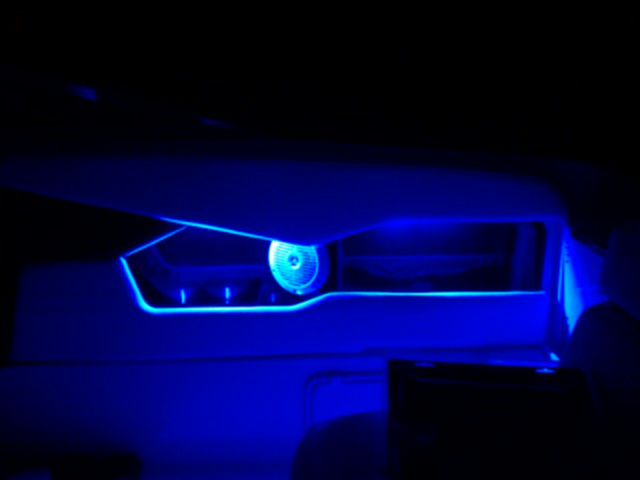 Regal 2200 starboard aft cupholders 1 superflux per cup holder and 2-9 inch tri-chip led tubes