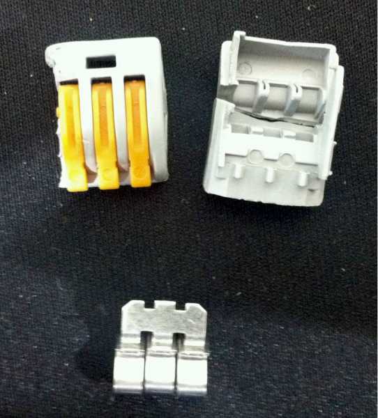 WAGO Quick Splice Wire Connector - Spring Loaded | Oznium