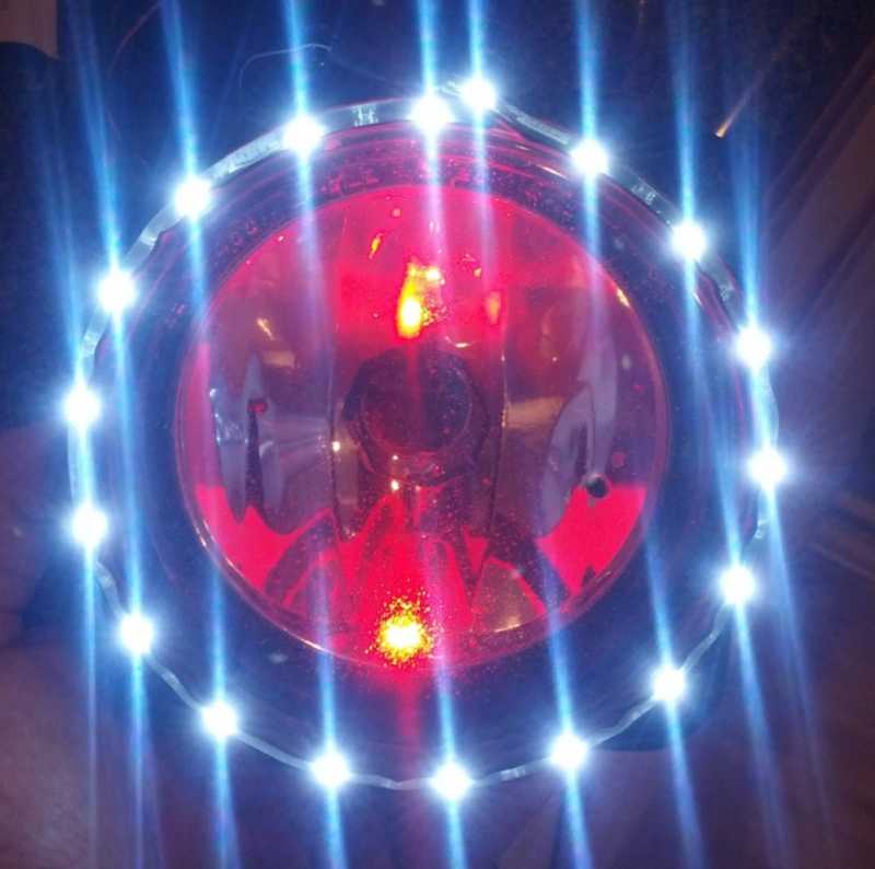 Side Emitting Cool White and 1 Prewired Surface Mount Red LED