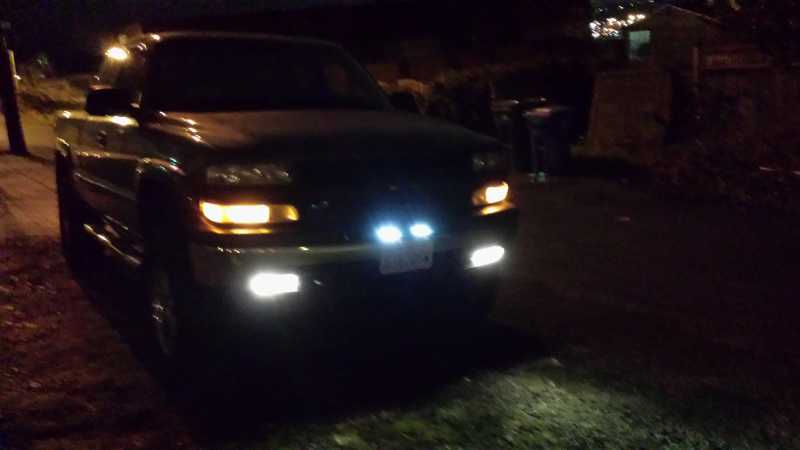 4 superflux mounted for a light bar